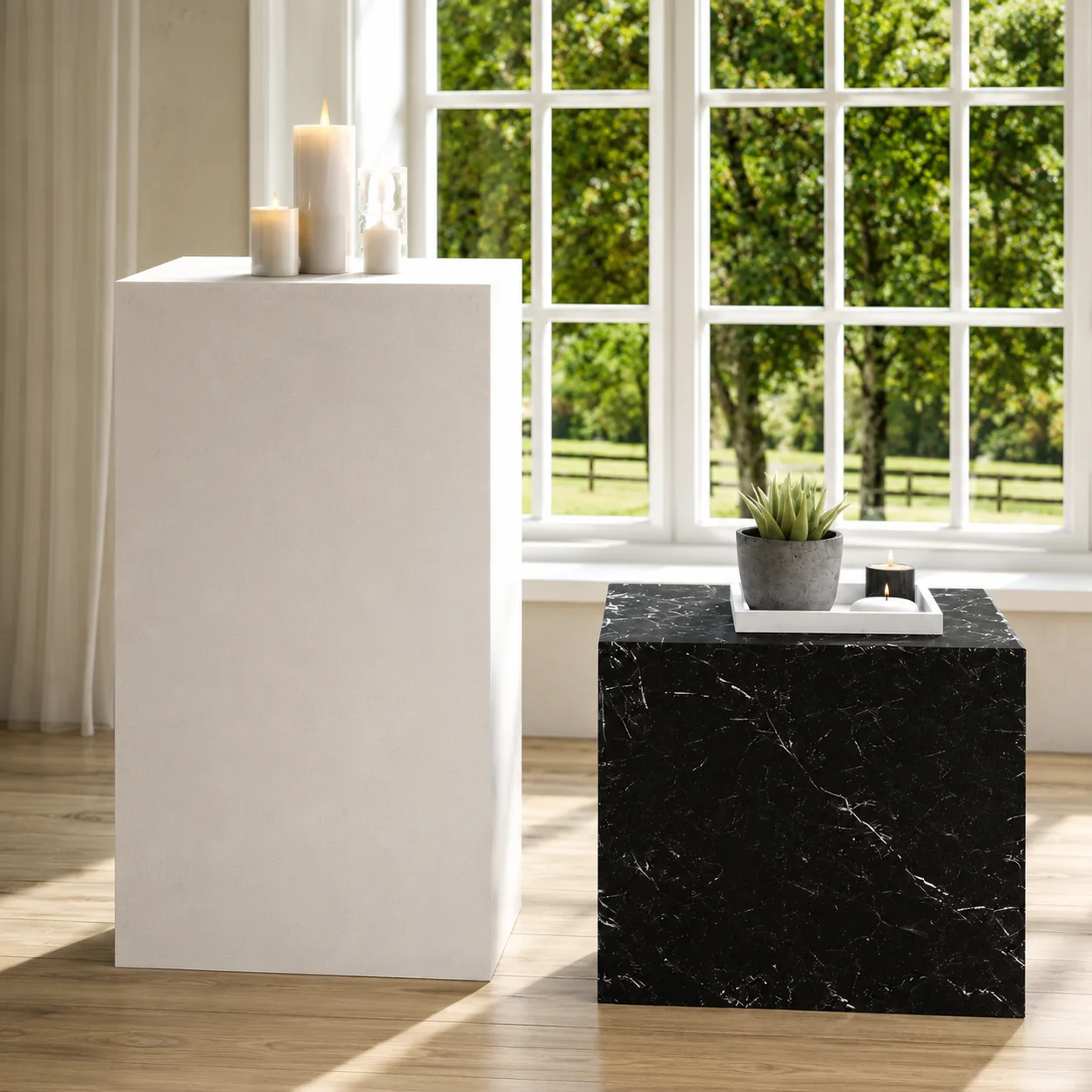 Pedestal and Cube Set detail view 2